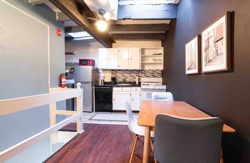 Washington Square West Apartment | 1918 Duplex with Character City Center