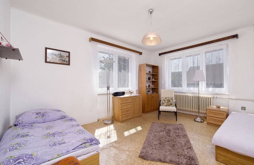 Neurazy House | 192 m² House ∙ 1 bedroom ∙ 10 guests