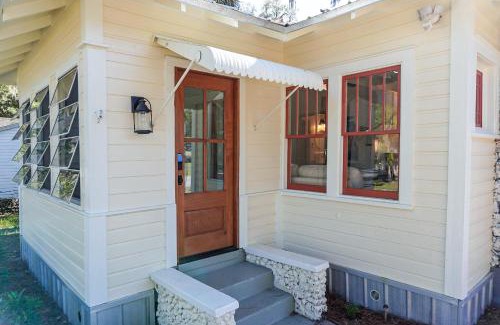 Yankeetown House | 1940 Cottage on the Nature Coast