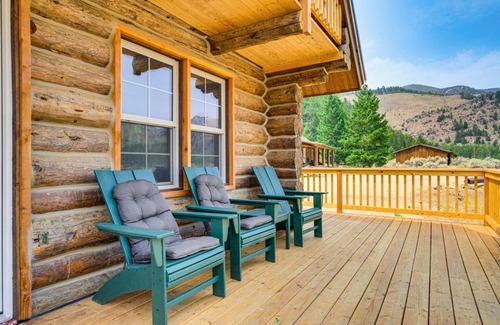 Beaverhead County House | 195 m² House ∙ 3 bedrooms ∙ 9 guests