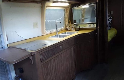 Hammond House | 1972 Airstream Sovereign Yacht "Silver Burrito"