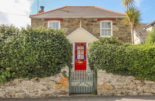 Perranporth House | 19th Century Cottage & Garden, Private Parking