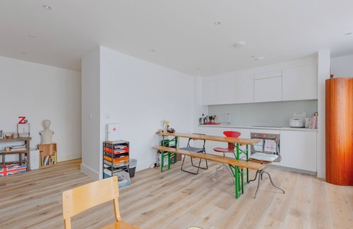 Finsbury Park Apartment | 1BD Flat with Direct City Access, Finsbury Park