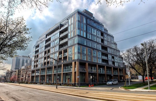 Forest Hill South Condo | 1BDR/2BD/1BA luxury boutique condo in Forest Hill(long term)