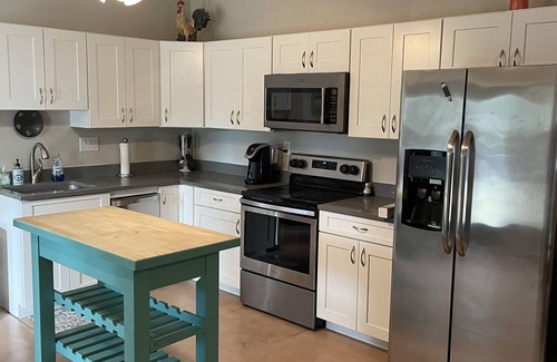 Camelback East House | 1Bed 1 Bath Guest House