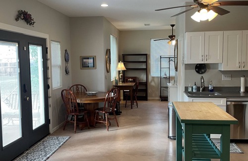Camelback East House | 1Bed 1 Bath Guest House