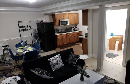 Dale City House | 1bed/1bath basement apartment with private gym