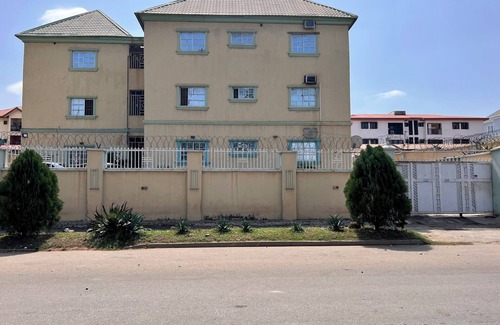 Utako Apartment | 1BEDROOM FLAT at UTAKO ABUJA. 24hrs LIGHT, WIFI & KITCHEN