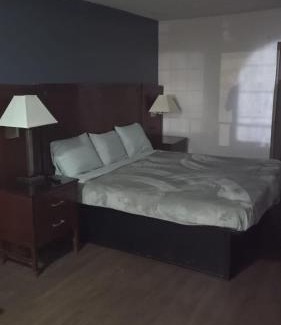 Jackson Apartment | 1BR 1B Sleeps 4 Full Kitchen 2 Beds Suite 134