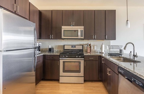 Assembly Square Apartment | 1BR Apartment in Somerville + Amenities