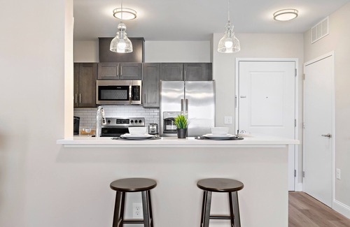 Newark Apartment | 1BR Downtown Newark★20 min from NYC