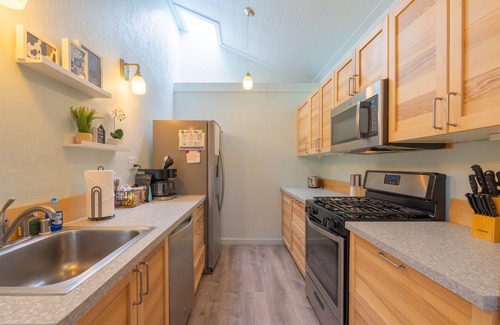 Kachina Village Cottage | 1Br Hidden Gem overlooking Wetland Dog Friendly