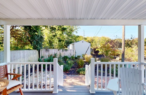 Lower Township House | 1BR King Bed Sofa Bed Sleeps 4 POOL - 1