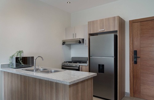 Santo Domingo Oeste Condo | 1BR*King|Plaza Paseo 27+Rooftop| Yellowkey