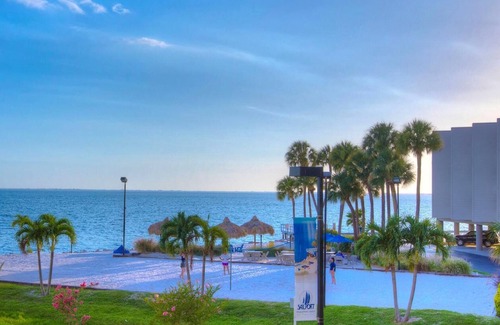 Rocky Point Condo | 1BR on Tampa Bay - Full Kitchen, Pool & Beach