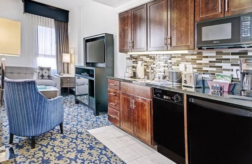 Lower Nob Hill Condo | 1br Presidential Reserve Condo Luxury in San Fran