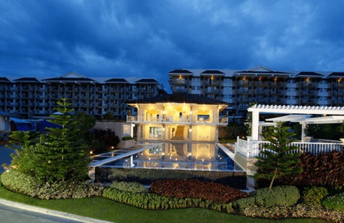 Poblacion District Condo | 1BR/ST Camella North Point condo with free WiFi and Netflix