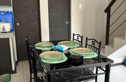 Santa Maria House | 1BR Townhouse + Netflix