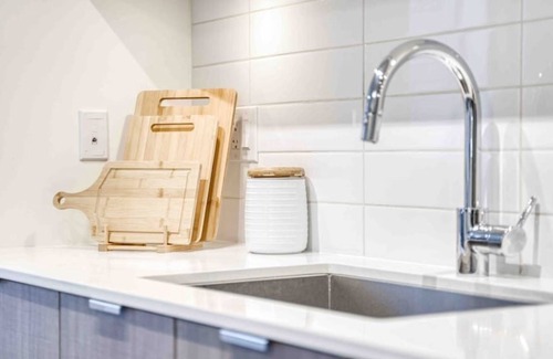 Eau Claire Condo | 1BR Walkout Condo in Eau Claire with UG Parking