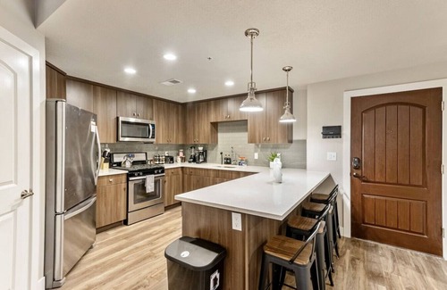 Fairpark Apartment | 1min Delta+Salt Palace |King Bed |Gym |Parking