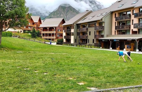 Reallon Apartment | 1st floor, balcony, tv, ski locker, 26m², Réallon