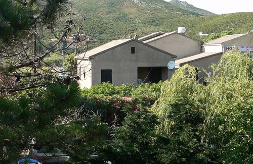 Pietracorbara Apartment | 1st floor of the Maison Rose, 50 metres from the sandy beach