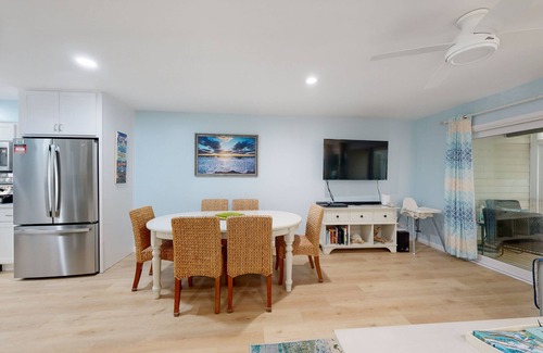 Bethany Beach Condo | 1st-floor Sea Colony Tennis condo with gym, & sauna