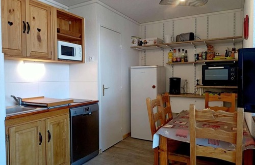 Reallon Apartment | 1st floor, view valley, balcony, tv, ski locker, 26m², Réallon