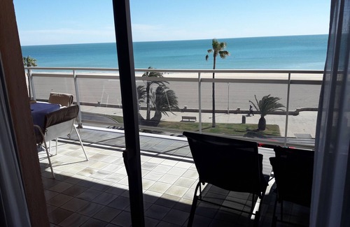 Peniscola Apartment | 1st line of the beach-spectacular views-unique terrace