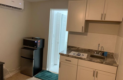 Florida Center House | 1x1 Guest Suite 10/15 minutes to Universal/Disney