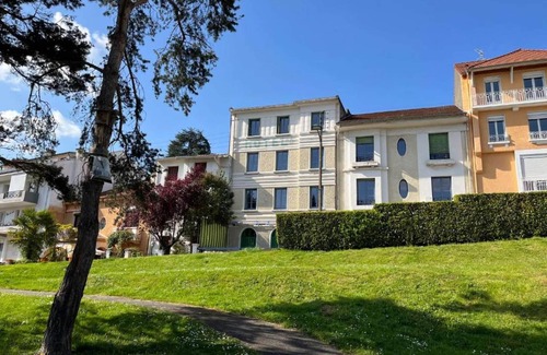 Lourdes Apartment | 2-2 Charming T1 Bis near train station and town center