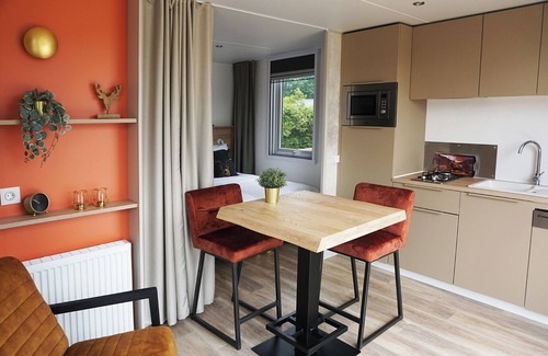 Voorthuizen Resort | 2 + 2-person Hotel lodge