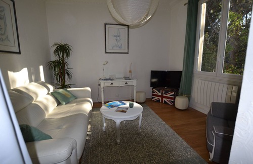 Prado - Republique Apartment | 2/3p 900m from the Croisette, in the