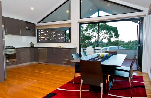 Mollymook Apartment | 2/76 Seaview Street Mollymook Beach