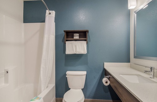 Greenville - Spartanburg Hotel | 2 Affordable Rooms Close to Greenville’s Family-Friendly Attractions