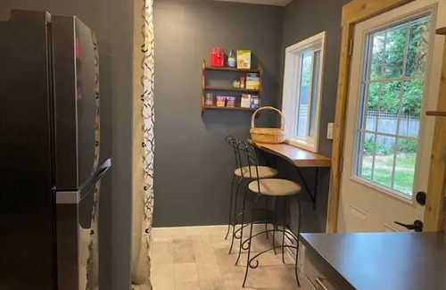Point Roberts Cottage | 2 bdrm cottage in sunniest area of Point Roberts
