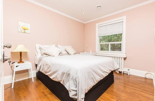 Sunnylea House | 2-BDRM Lovely Home - Sunnylea Prime -The Kingsway