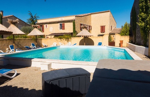 Pauligne House | 2 beautiful farmhouse upto 16 people private pool, views and air conditionning