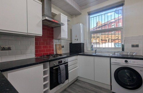 Belle Vue Apartment | 2 bed 1 bath terraced home