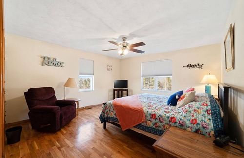 Fulton House | 2 Bed/1Bath On State Road Z, 5 mins to Fulton!