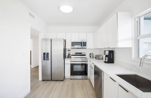 Bay Harbor Islands Apartment | 2 Bed 2 Bath, Private Balcony and Water Views