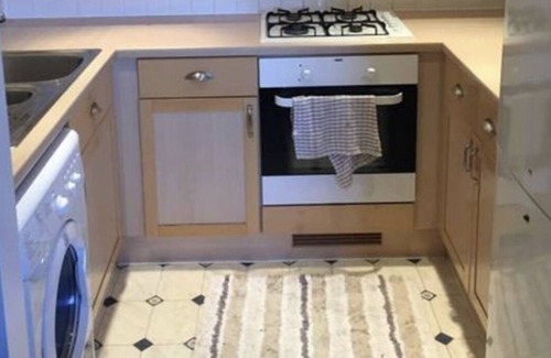 Abbey Apartment | 2 bed 2 bath Wimbledon apartment