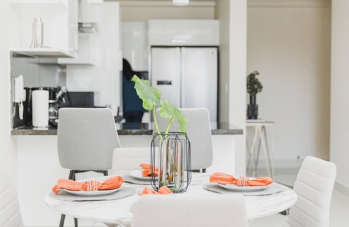 Bella Vista Apartment | 2 Bed Apartment, floor 7