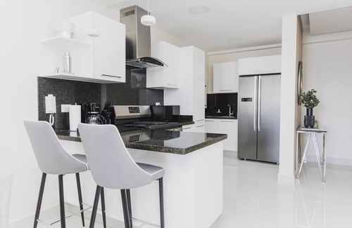 Bella Vista Apartment | 2 Bed Apartment, floor 7