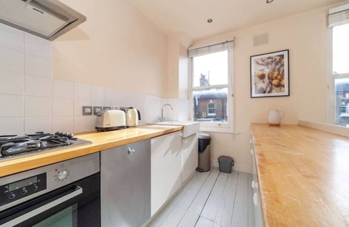 Notting Hill Apartment | 2 Bed Apartment in Maida Vale