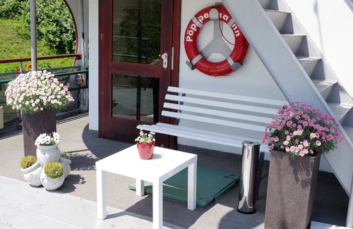 Leipziger Vorstadt Apartment | 2-bed cabin on a residential vessel