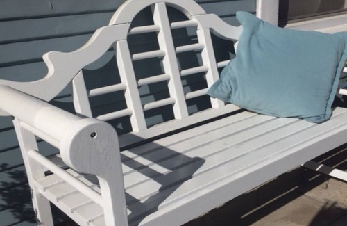 Ocean Park House | 2 bed Chic Santa Monica/Venice Beach. 8 min. walk to beach!