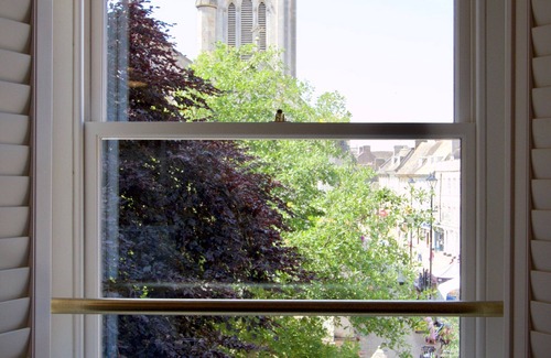 Stamford Apartment | 2 Bed Deluxe Apartment - Private Bathrooms