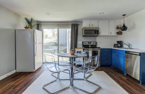 Rosedale Condo | 2-Bed Duplex Near 3 KU! 29