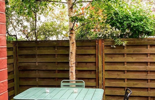Cabourg House | 2 bed house situated in a quiet street, 500m from the beach, 300m from the shops